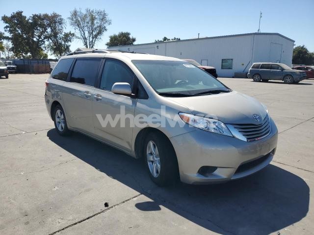 Photo 6 of 2017 TOYOTA SIENNA LE (VIN 5TDKZ3DC1HS867498)