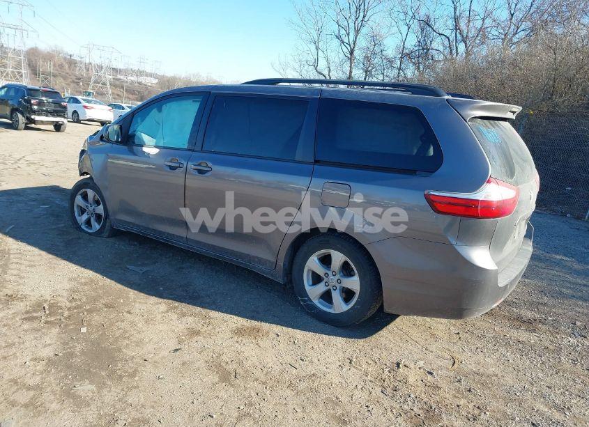 Photo 3 of 2017 Toyota Sienna LE 8 PASSENGER (VIN 5TDKZ3DC1HS880767)