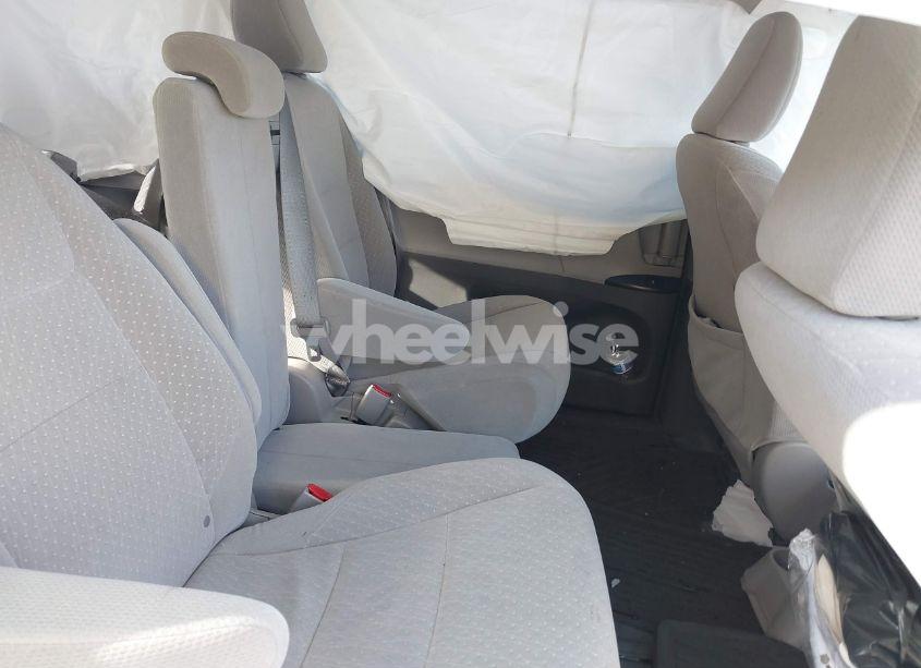 Photo 8 of 2017 Toyota Sienna LE 8 PASSENGER (VIN 5TDKZ3DC1HS880767)