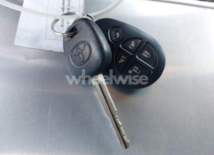 Photo 11 of 2019 Toyota Sienna LE 7 PASSENGER (VIN 5TDKZ3DC1KS966037)