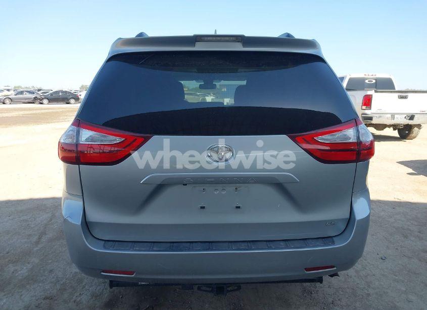 Photo 17 of 2019 Toyota Sienna LE 7 PASSENGER (VIN 5TDKZ3DC1KS966037)
