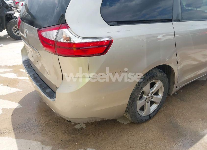 Photo 6 of 2017 Toyota Sienna LE 8 PASSENGER (VIN 5TDKZ3DC2HS860656)