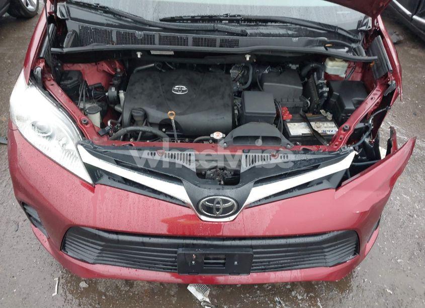 Photo 10 of 2019 Toyota Sienna LE 8 PASSENGER (VIN 5TDKZ3DC2KS974339)