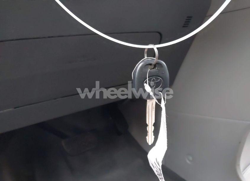 Photo 11 of 2019 Toyota Sienna LE 8 PASSENGER (VIN 5TDKZ3DC2KS974339)