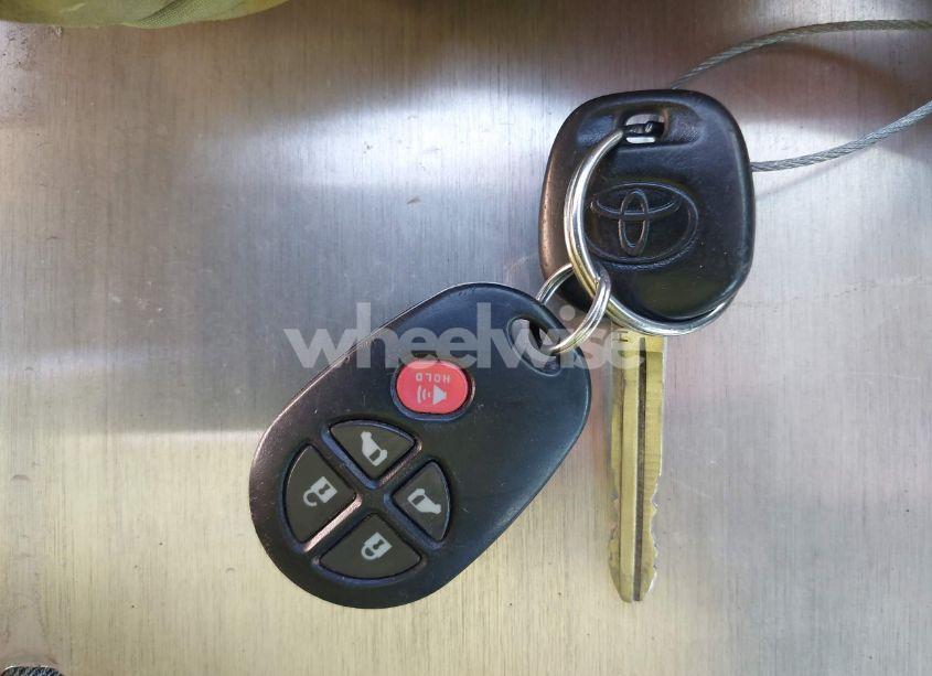 Photo 11 of 2020 Toyota Sienna LE (VIN 5TDKZ3DC2LS036312)