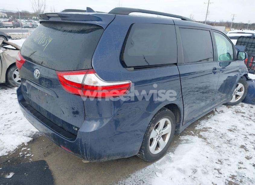 Photo 4 of 2018 Toyota Sienna LE 8 PASSENGER (VIN 5TDKZ3DC3JS905514)