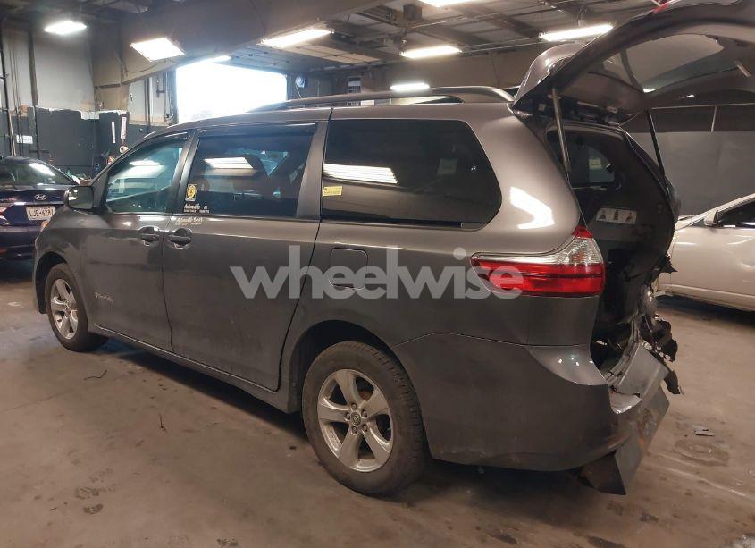 Photo 3 of 2018 Toyota Sienna LE 8 PASSENGER (VIN 5TDKZ3DC3JS906162)