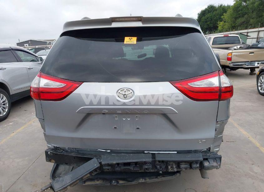 Photo 17 of 2018 Toyota Sienna LE 8 PASSENGER (VIN 5TDKZ3DC3JS917131)