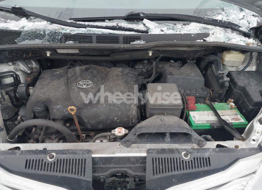 Photo 10 of 2017 Toyota Sienna LE 8 PASSENGER (VIN 5TDKZ3DC4HS895621)