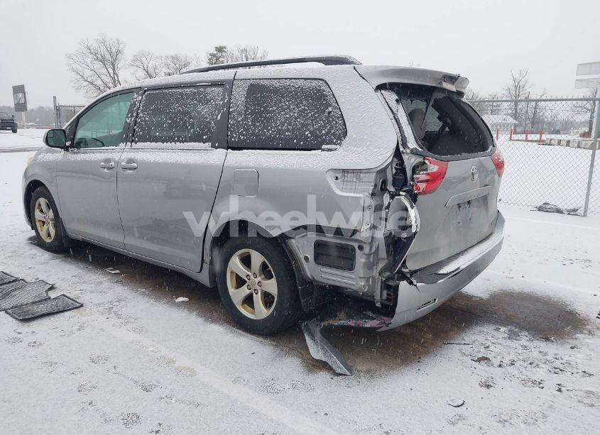 Photo 3 of 2017 Toyota Sienna LE 8 PASSENGER (VIN 5TDKZ3DC4HS895621)