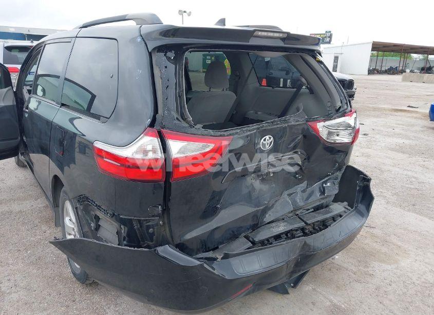 Photo 6 of 2019 Toyota Sienna LE 8 PASSENGER (VIN 5TDKZ3DC4KS011331)