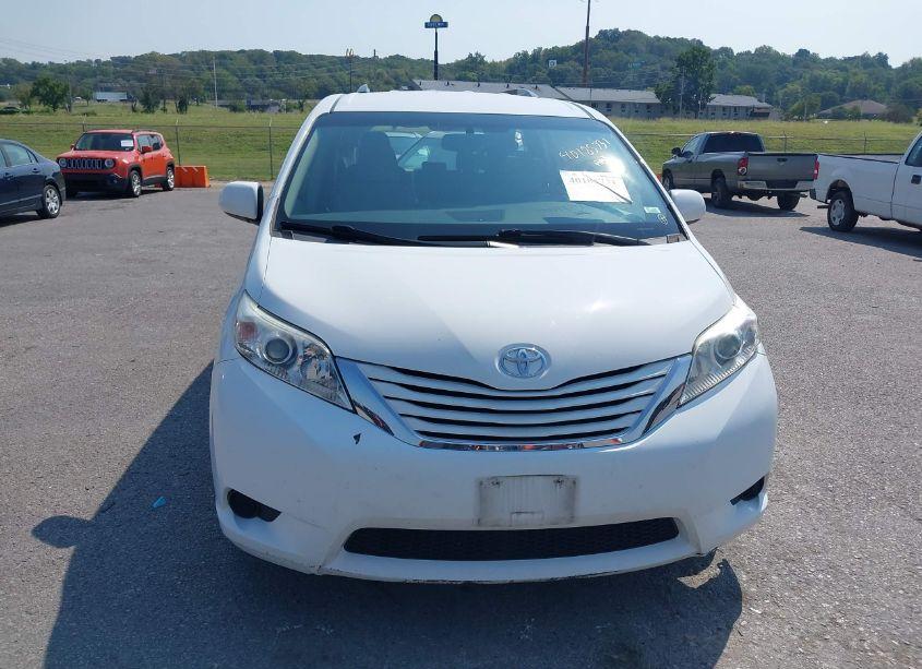 Photo 12 of 2017 Toyota Sienna LE 8 PASSENGER (VIN 5TDKZ3DC5HS795074)