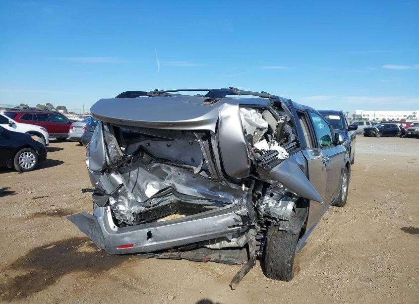 Photo 18 of 2017 Toyota Sienna LE 8 PASSENGER (VIN 5TDKZ3DC5HS798816)