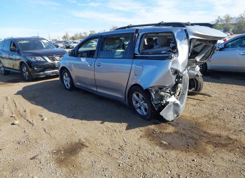 Photo 3 of 2017 Toyota Sienna LE 8 PASSENGER (VIN 5TDKZ3DC5HS798816)