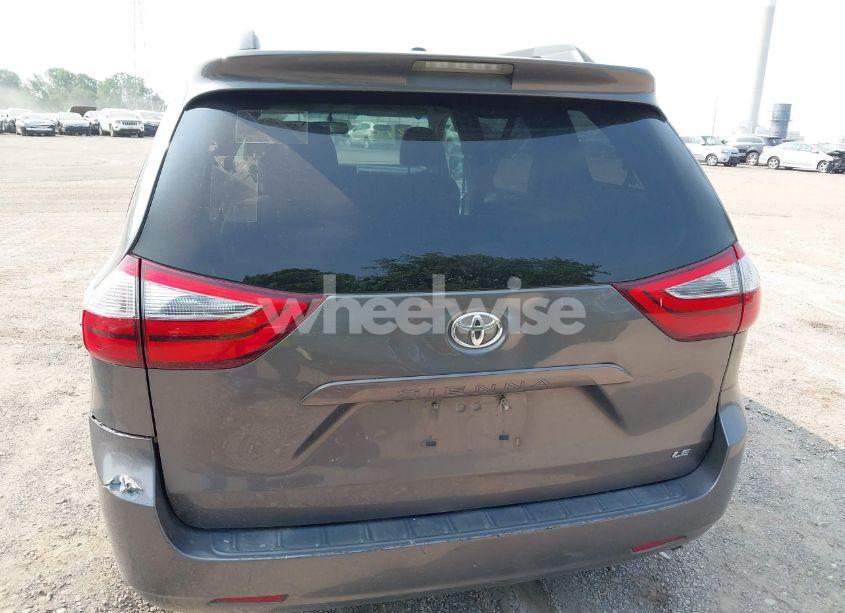 Photo 6 of 2017 Toyota Sienna LE 8 PASSENGER (VIN 5TDKZ3DC5HS806235)