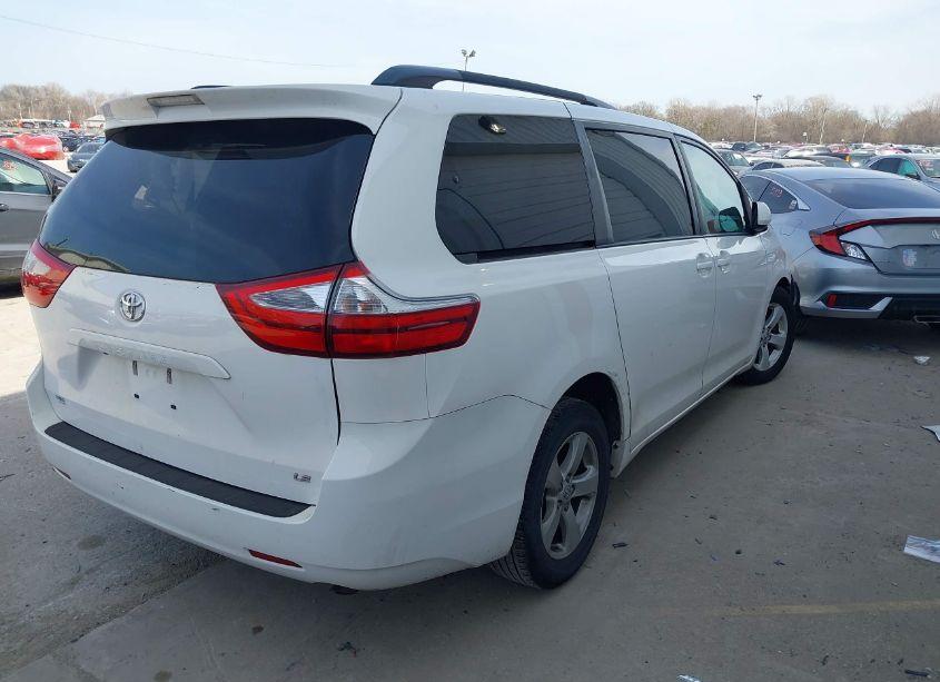 Photo 4 of 2017 Toyota Sienna LE 8 PASSENGER (VIN 5TDKZ3DC5HS822774)