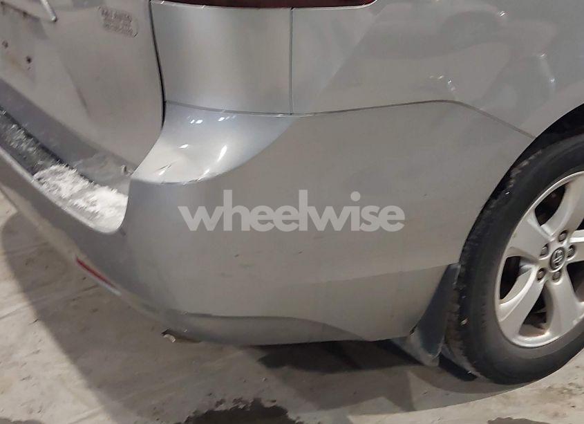 Photo 20 of 2018 Toyota Sienna LE 8 PASSENGER (VIN 5TDKZ3DC5JS956870)