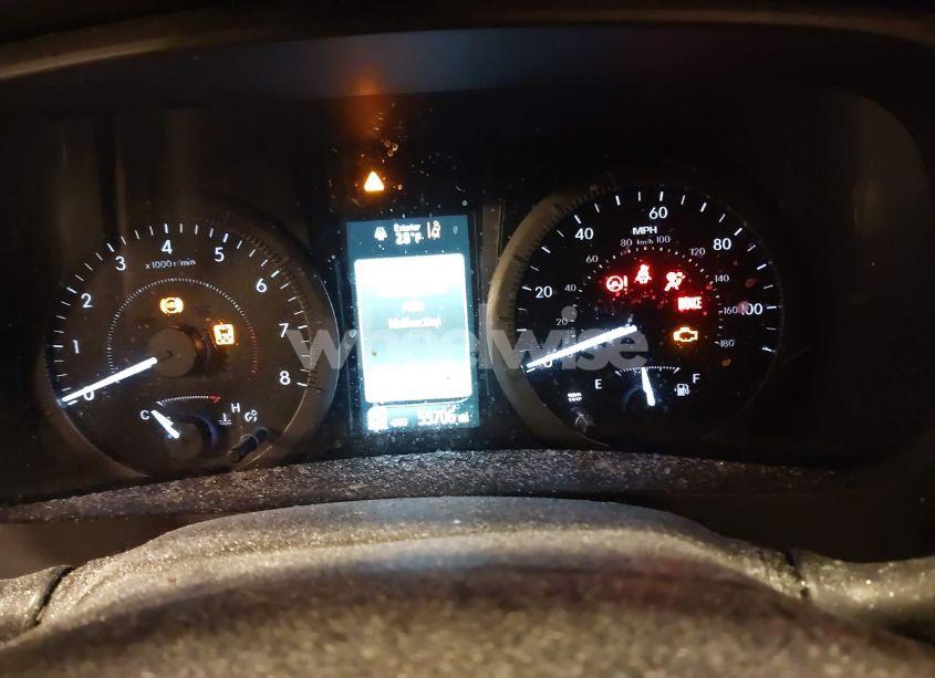 Photo 7 of 2020 Toyota Sienna LE 8-PASSENGER (VIN 5TDKZ3DC5LS044937)