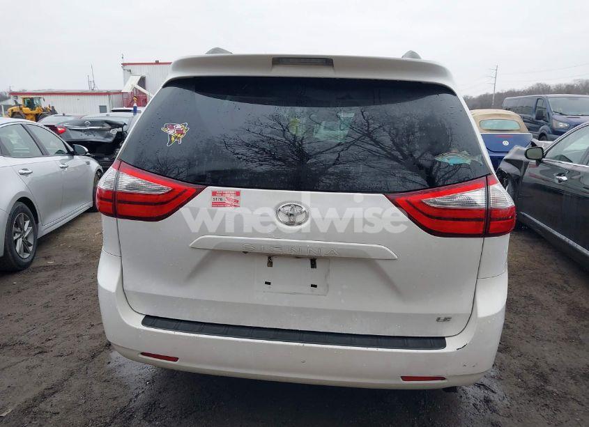 Photo 16 of 2017 Toyota Sienna LE 8 PASSENGER (VIN 5TDKZ3DC6HS863138)