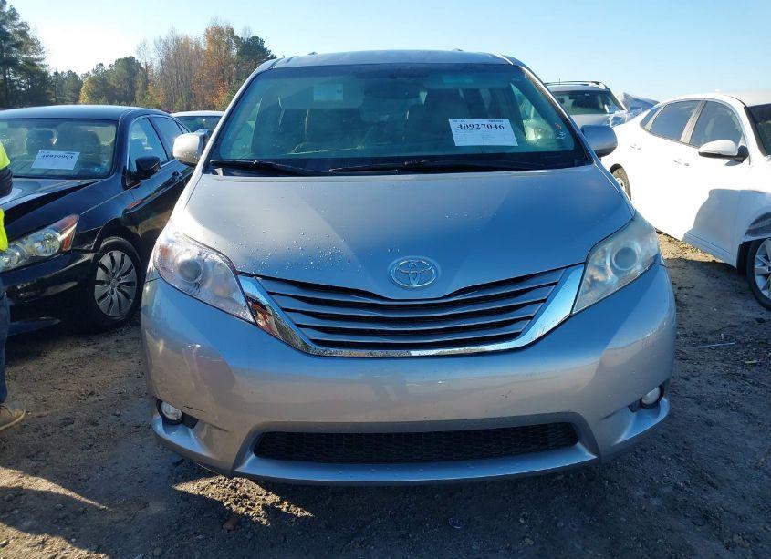 Photo 12 of 2017 Toyota Sienna LE 8 PASSENGER (VIN 5TDKZ3DC7HS772606)
