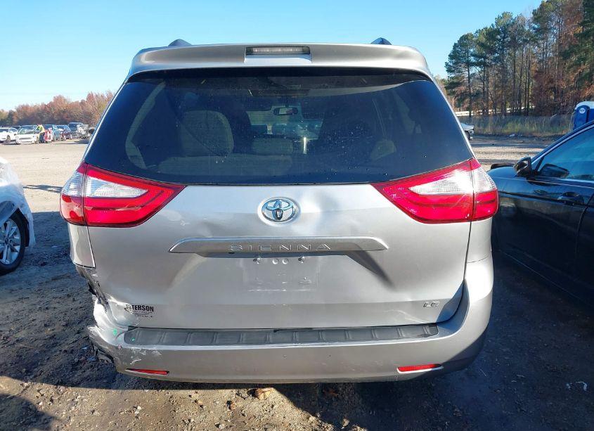 Photo 16 of 2017 Toyota Sienna LE 8 PASSENGER (VIN 5TDKZ3DC7HS772606)