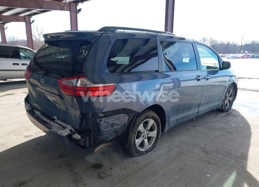 Photo 4 of 2017 Toyota Sienna LE 8 PASSENGER (VIN 5TDKZ3DC7HS785727)