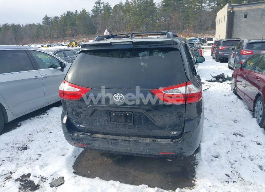 Photo 17 of 2018 Toyota Sienna LE 8 PASSENGER (VIN 5TDKZ3DC7JS910196)