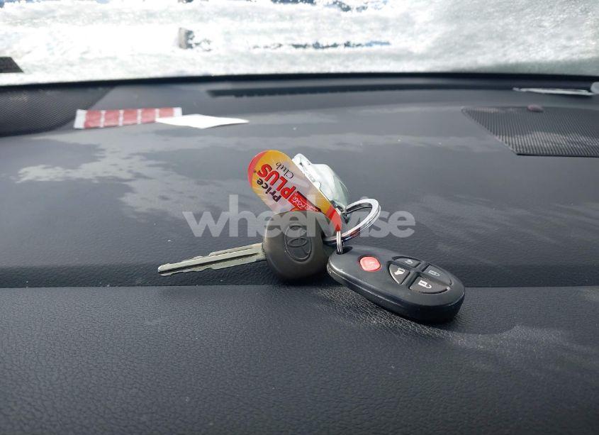 Photo 11 of 2017 Toyota Sienna LE 8 PASSENGER (VIN 5TDKZ3DC8HS856837)