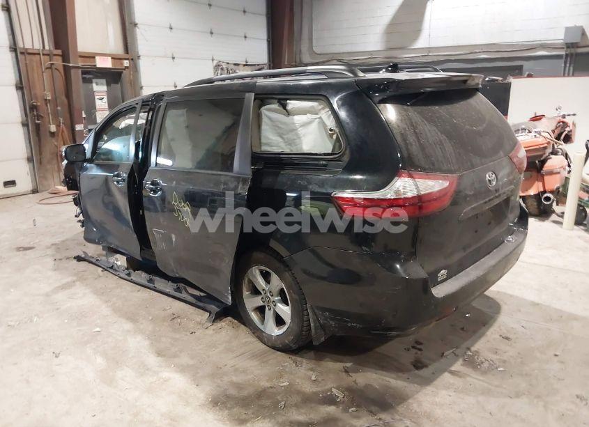 Photo 3 of 2018 Toyota Sienna LE 8 PASSENGER (VIN 5TDKZ3DC8JS956555)