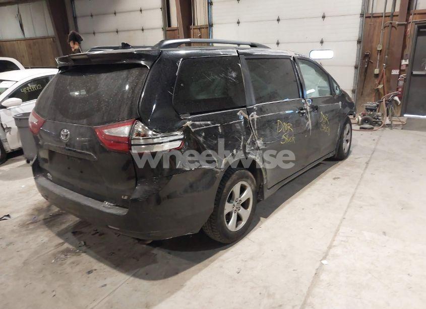 Photo 4 of 2018 Toyota Sienna LE 8 PASSENGER (VIN 5TDKZ3DC8JS956555)