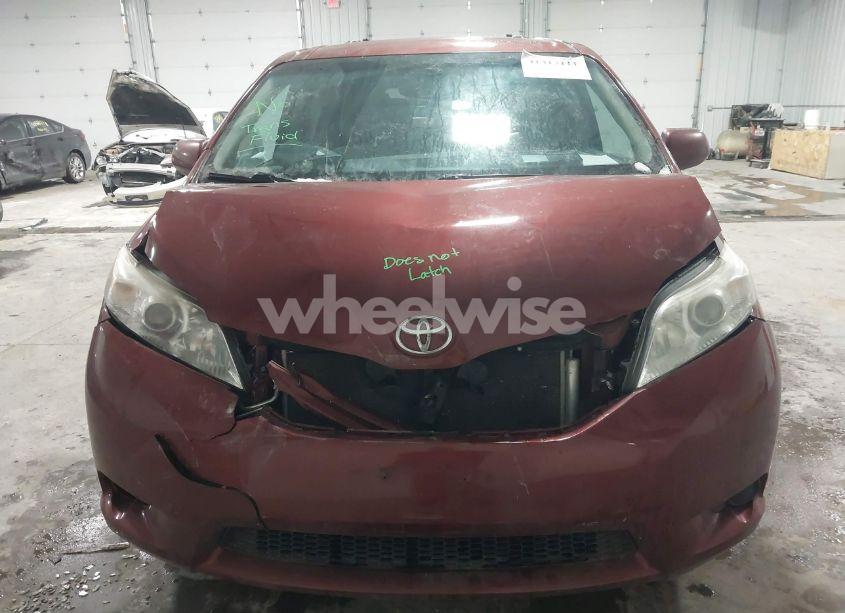 Photo 12 of 2017 Toyota Sienna LE 8 PASSENGER (VIN 5TDKZ3DC9HS814824)