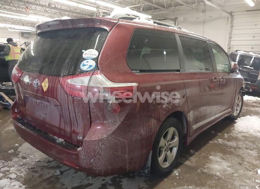 Photo 4 of 2019 Toyota Sienna LE 8 PASSENGER (VIN 5TDKZ3DC9KS015195)