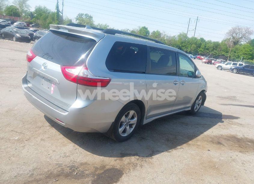 Photo 4 of 2019 Toyota Sienna LE 8 PASSENGER (VIN 5TDKZ3DC9KS981398)