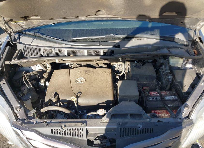 Photo 10 of 2017 Toyota Sienna LE 8 PASSENGER (VIN 5TDKZ3DCXHS769358)