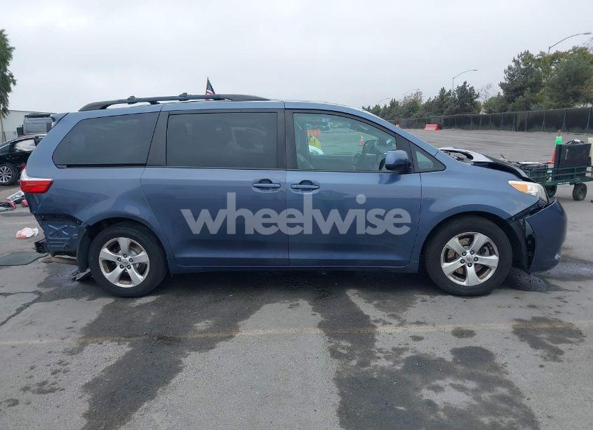 Photo 14 of 2017 Toyota Sienna LE 8 PASSENGER (VIN 5TDKZ3DCXHS778254)