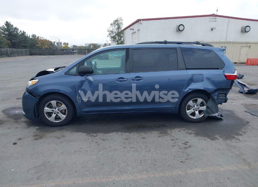 Photo 15 of 2017 Toyota Sienna LE 8 PASSENGER (VIN 5TDKZ3DCXHS778254)