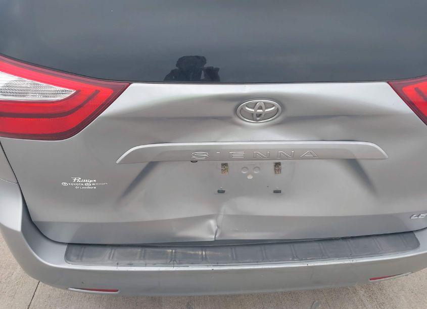 Photo 17 of 2017 Toyota Sienna LE 8 PASSENGER (VIN 5TDKZ3DCXHS798164)