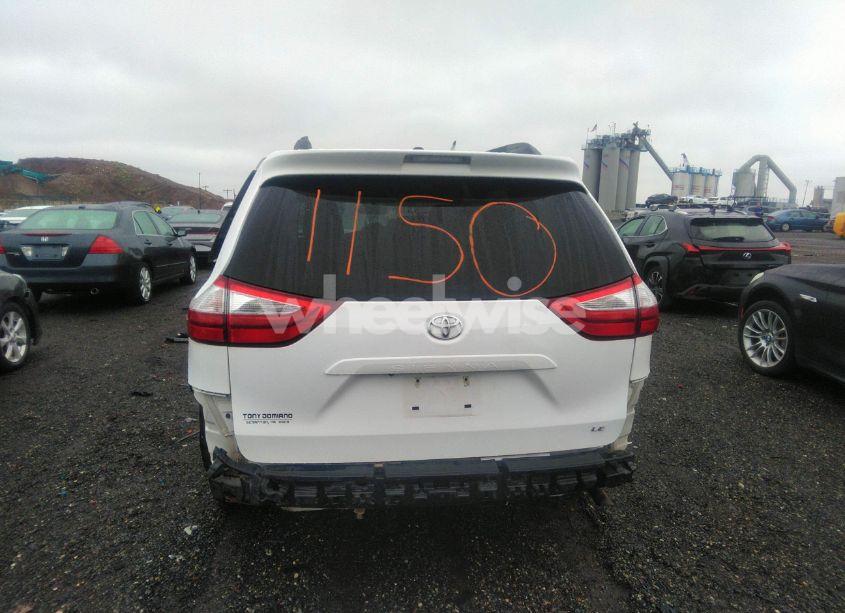 Photo 16 of 2017 Toyota Sienna LE 8 PASSENGER (VIN 5TDKZ3DCXHS824116)