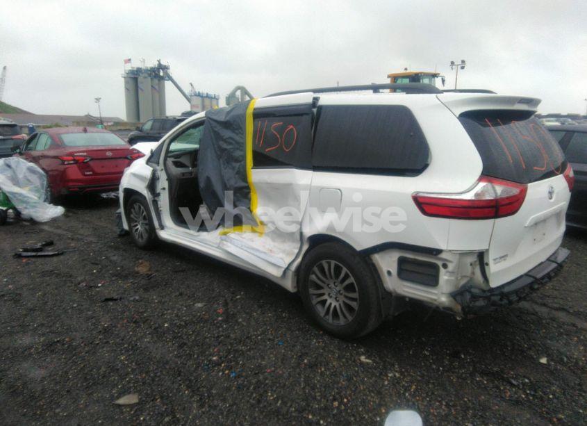 Photo 20 of 2017 Toyota Sienna LE 8 PASSENGER (VIN 5TDKZ3DCXHS824116)