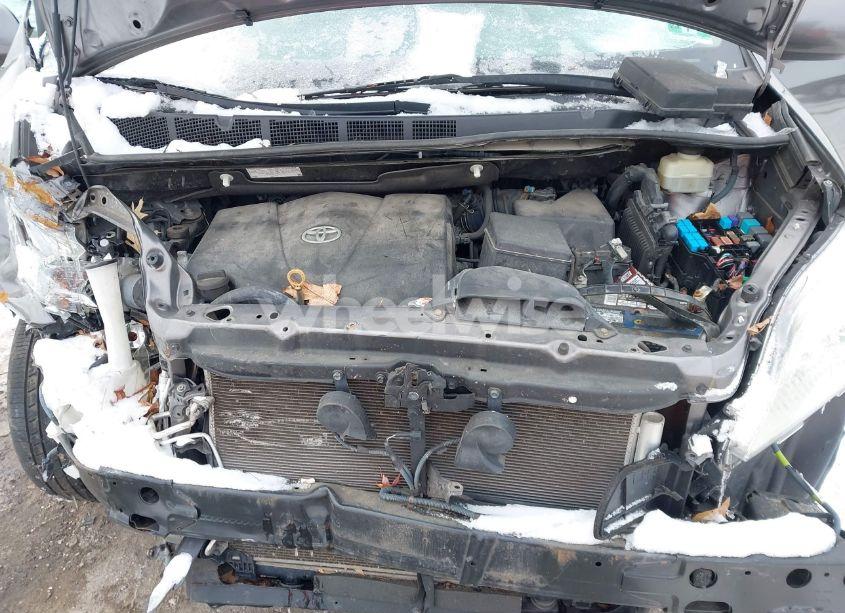 Photo 10 of 2017 Toyota Sienna LE 8 PASSENGER (VIN 5TDKZ3DCXHS854216)