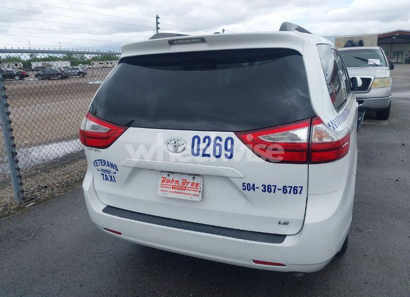 Photo 16 of 2017 Toyota Sienna LE 8 PASSENGER (VIN 5TDKZ3DCXHS896658)