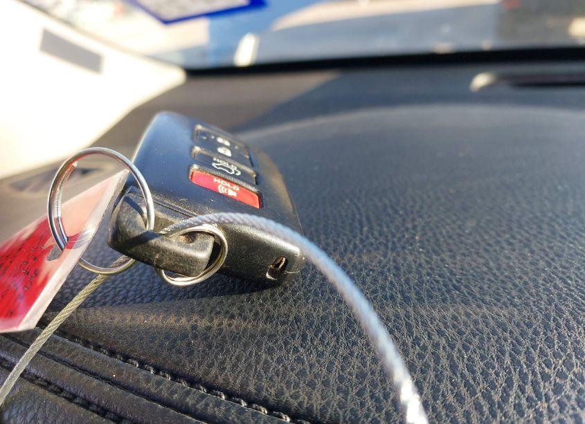 Photo 11 of 2018 Toyota Highlander XLE (VIN 5TDKZRFH0JS545310)