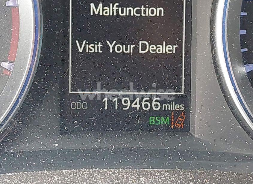 Photo 15 of 2018 Toyota Highlander XLE (VIN 5TDKZRFH0JS549468)