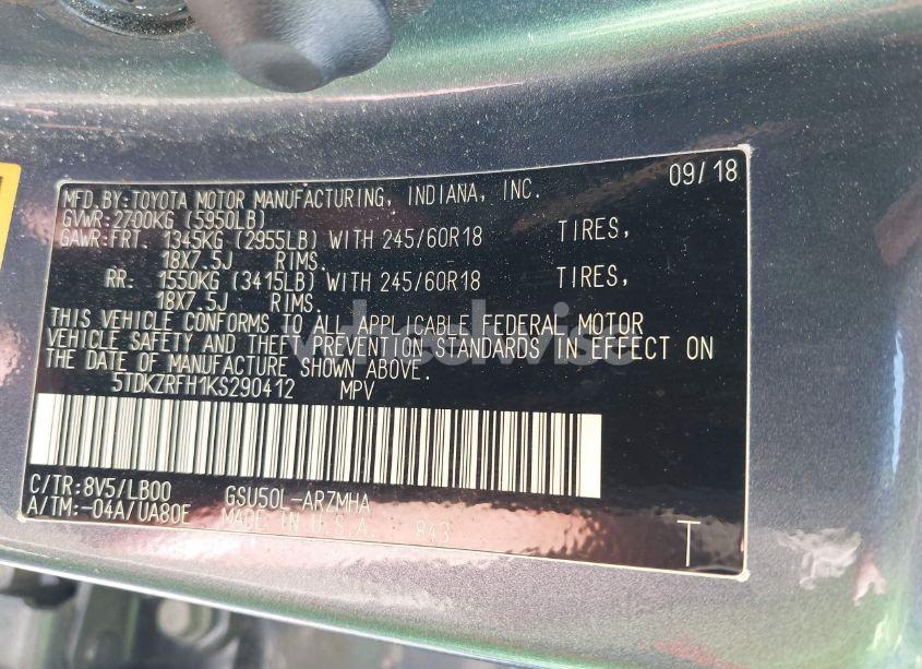 Photo 9 of 2019 Toyota Highlander XLE (VIN 5TDKZRFH1KS290412)