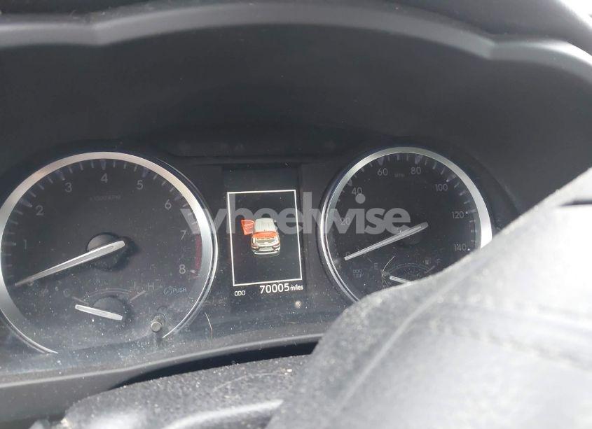 Photo 7 of 2017 Toyota Highlander XLE (VIN 5TDKZRFH2HS202816)