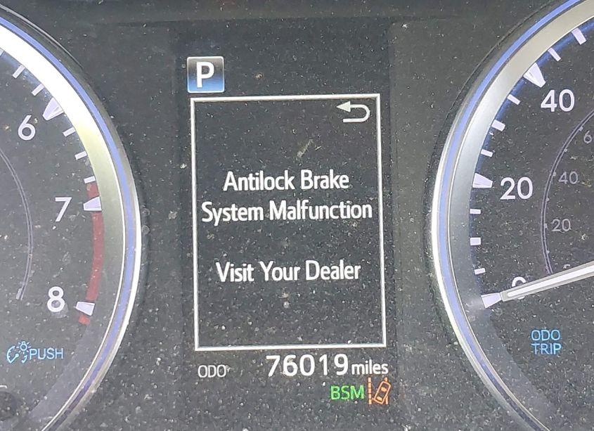 Photo 15 of 2019 Toyota Highlander XLE (VIN 5TDKZRFH2KS568394)