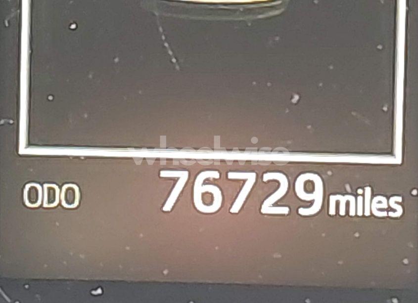 Photo 15 of 2019 Toyota Highlander XLE (VIN 5TDKZRFH2KS570503)