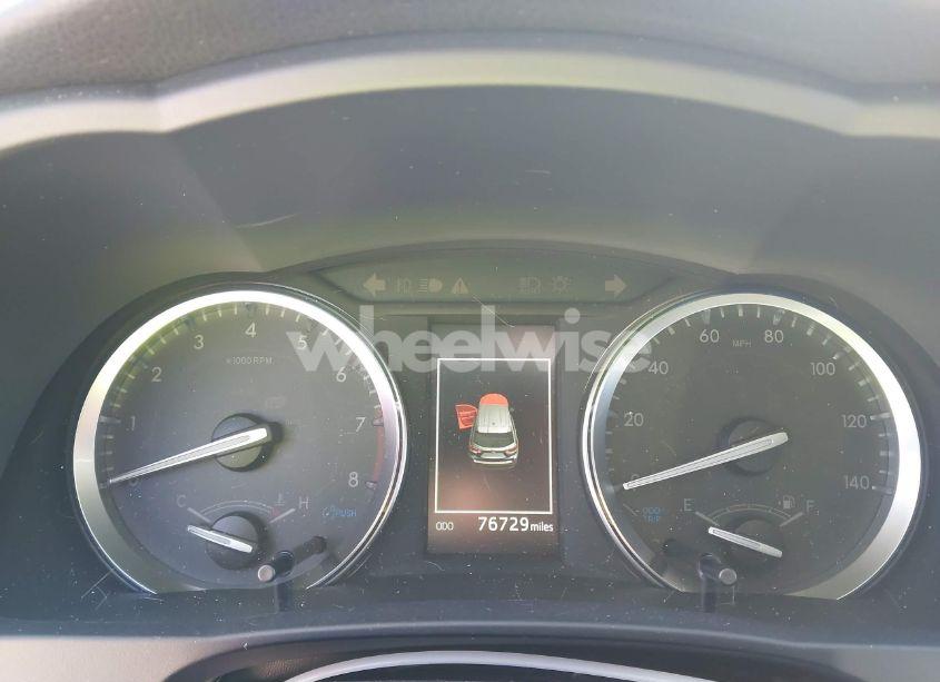 Photo 7 of 2019 Toyota Highlander XLE (VIN 5TDKZRFH2KS570503)