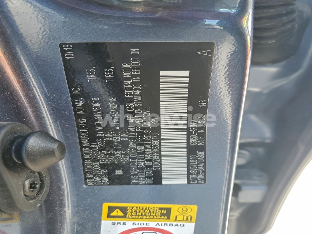 Photo 12 of 2019 TOYOTA HIGHLANDER SE (VIN 5TDKZRFH3KS360170)