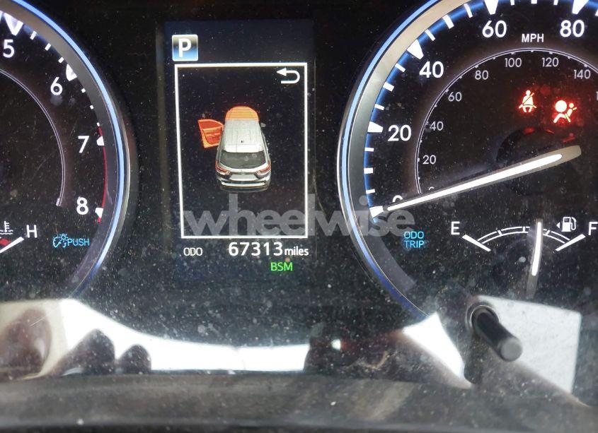 Photo 15 of 2019 Toyota Highlander XLE (VIN 5TDKZRFH3KS366017)